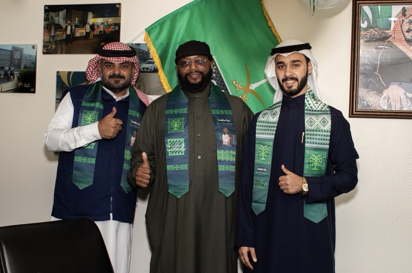 احتفال شركة الصقور الحرة الدولية باليوم الوطني السعودي